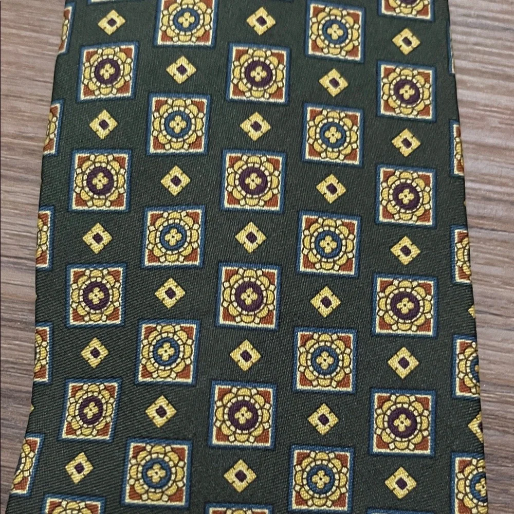 Vintage Tommy Hilfiger Olive Green Geometric Tie